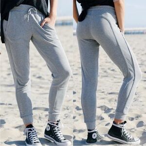 Free People FP Movement The Way You Move Jogger in Heather Grey, size S NWT
